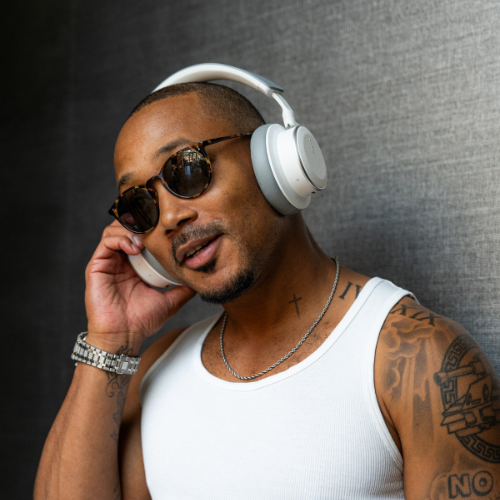 Travel in Style with Astrum MX PRO (White)